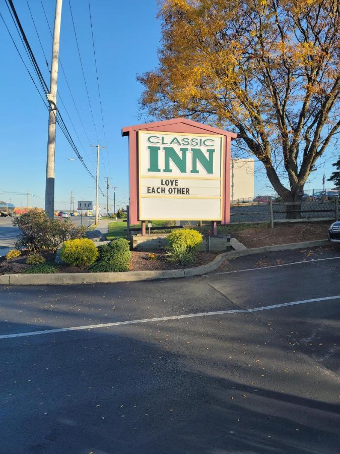 Classic Inn Lancaster Smoketown  Exterior photo